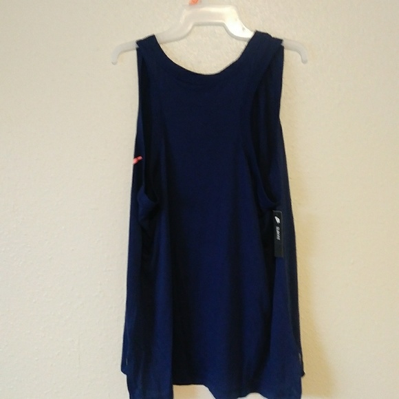 Nike Slim Fit Tank Top - Picture 3 of 8